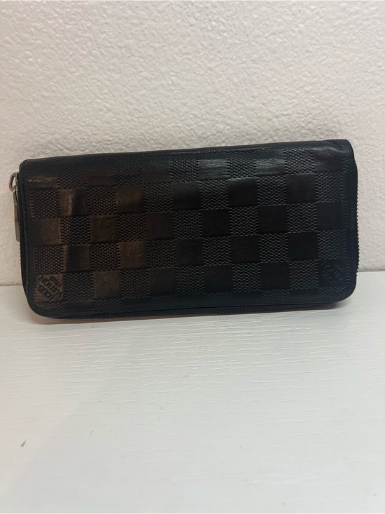 Louis Vuitton Handbags - Louis Vuitton: Zippy Wallet Damier Infini